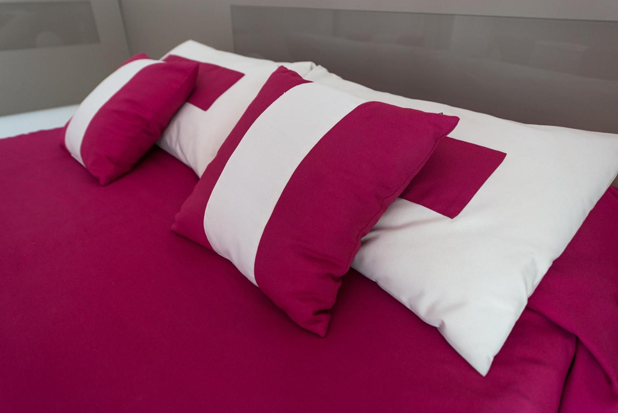 Zenit Hotel Джулианова Екстериор снимка